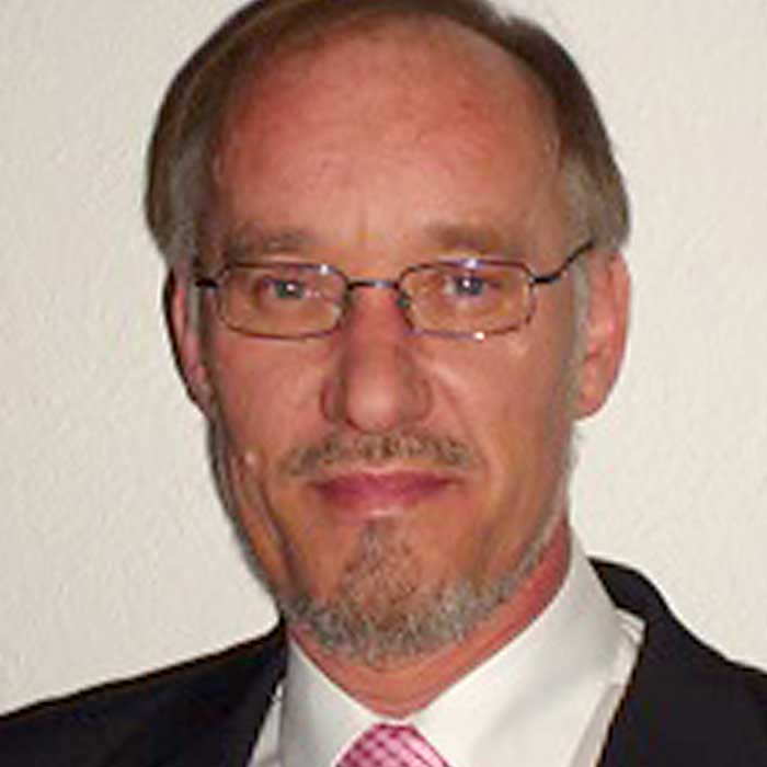  Helmut Dorra
